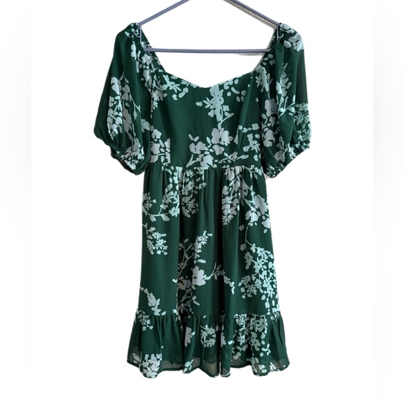 41 Hawthorn Green and White Floral Mini Dress with Puff Sleeves NWT - Picture 3 of 11